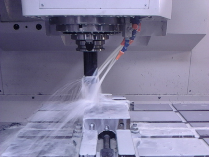 滿足哪些技術要求才算優秀的工業清洗劑呢?